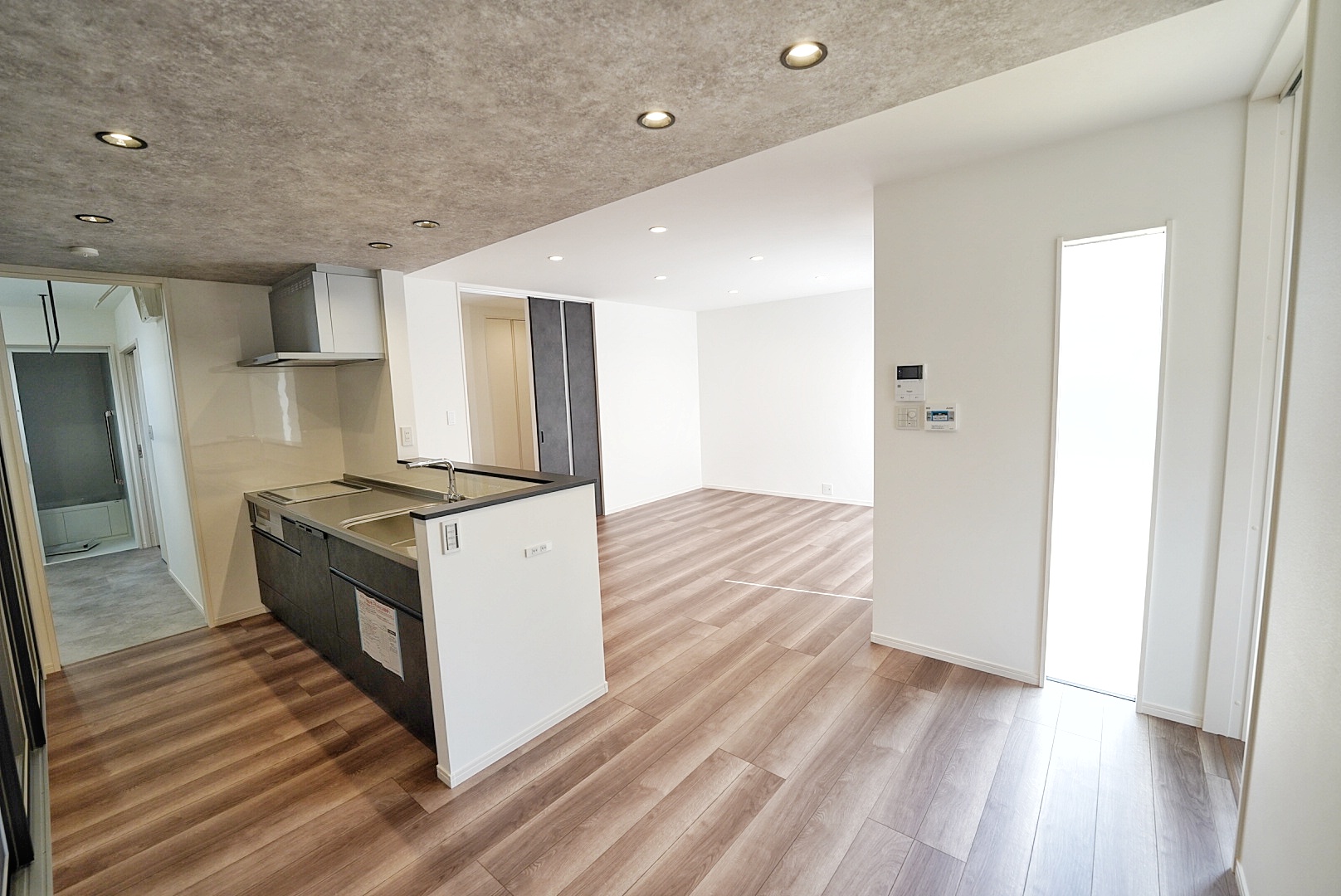 pixta_107963767_M (1)